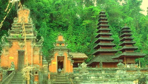 A Tourist’s Guide To Balinese Temples